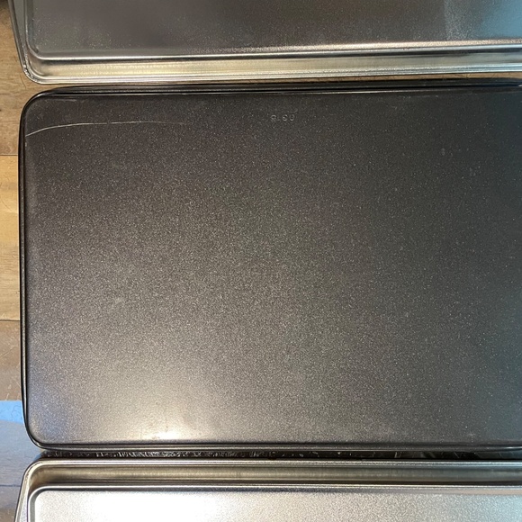 3-Piece Mixed Set of Baking Sheets/Pans - Picture 5 of 7